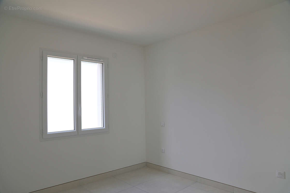 Maison à VAUX-SUR-MER