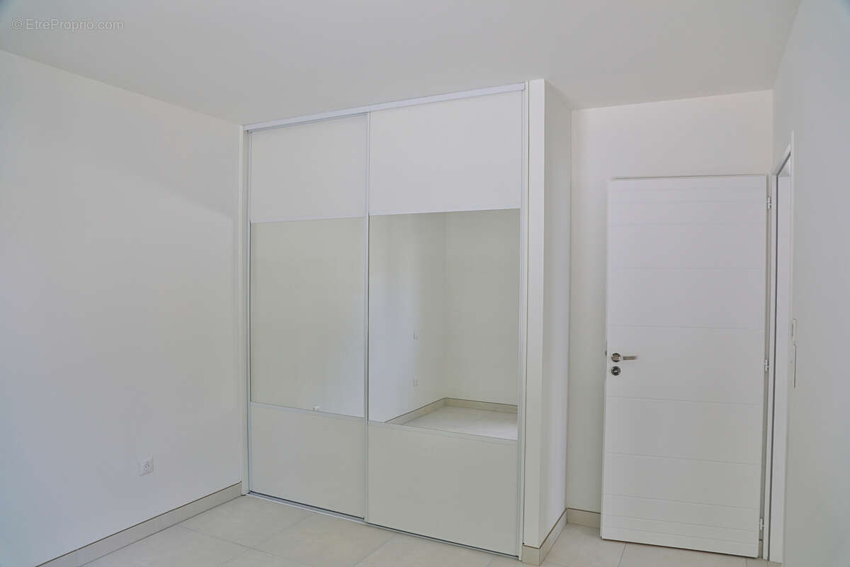 Maison à VAUX-SUR-MER