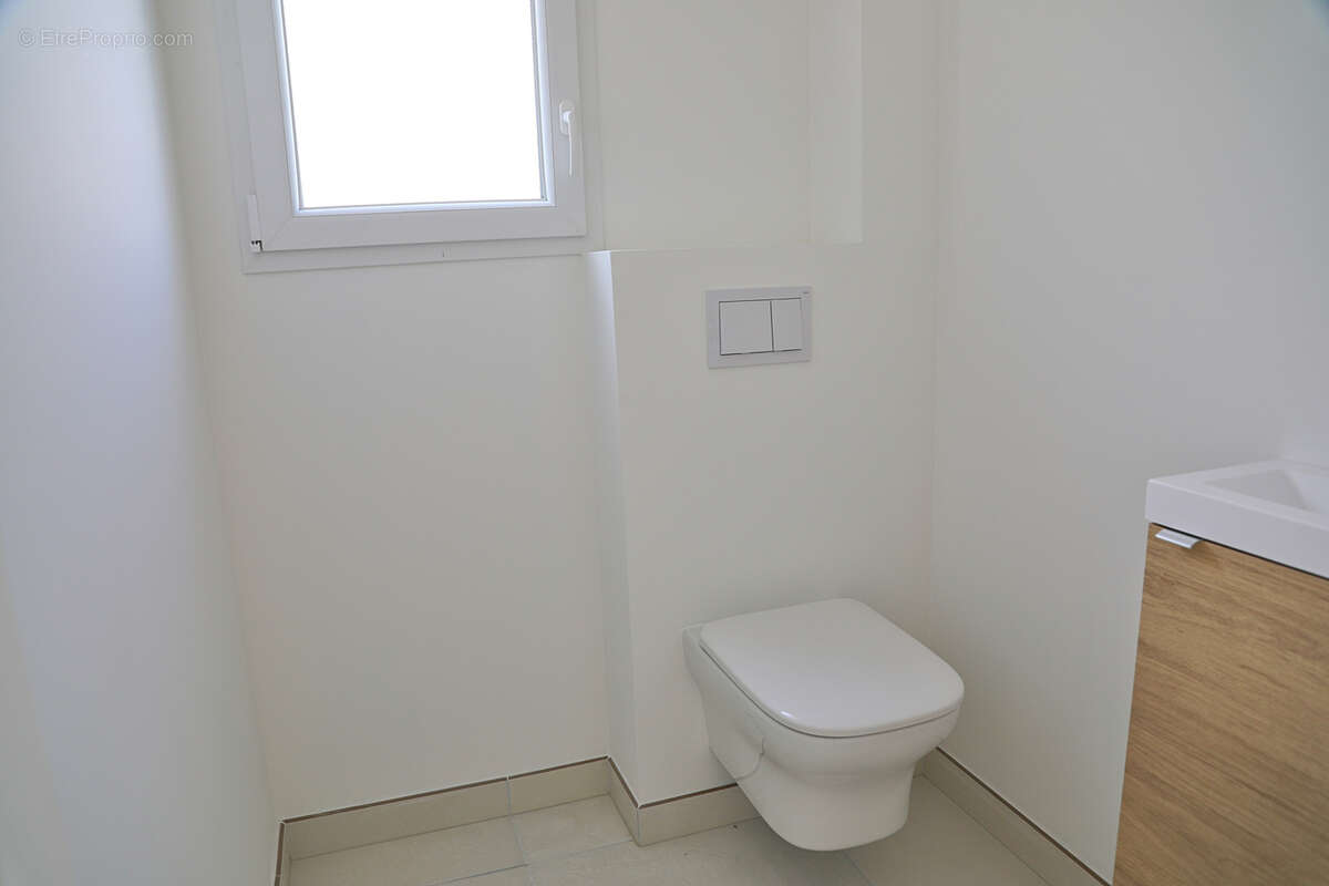 Maison à VAUX-SUR-MER