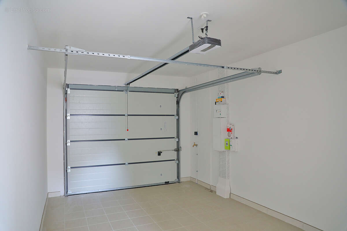 Maison à VAUX-SUR-MER