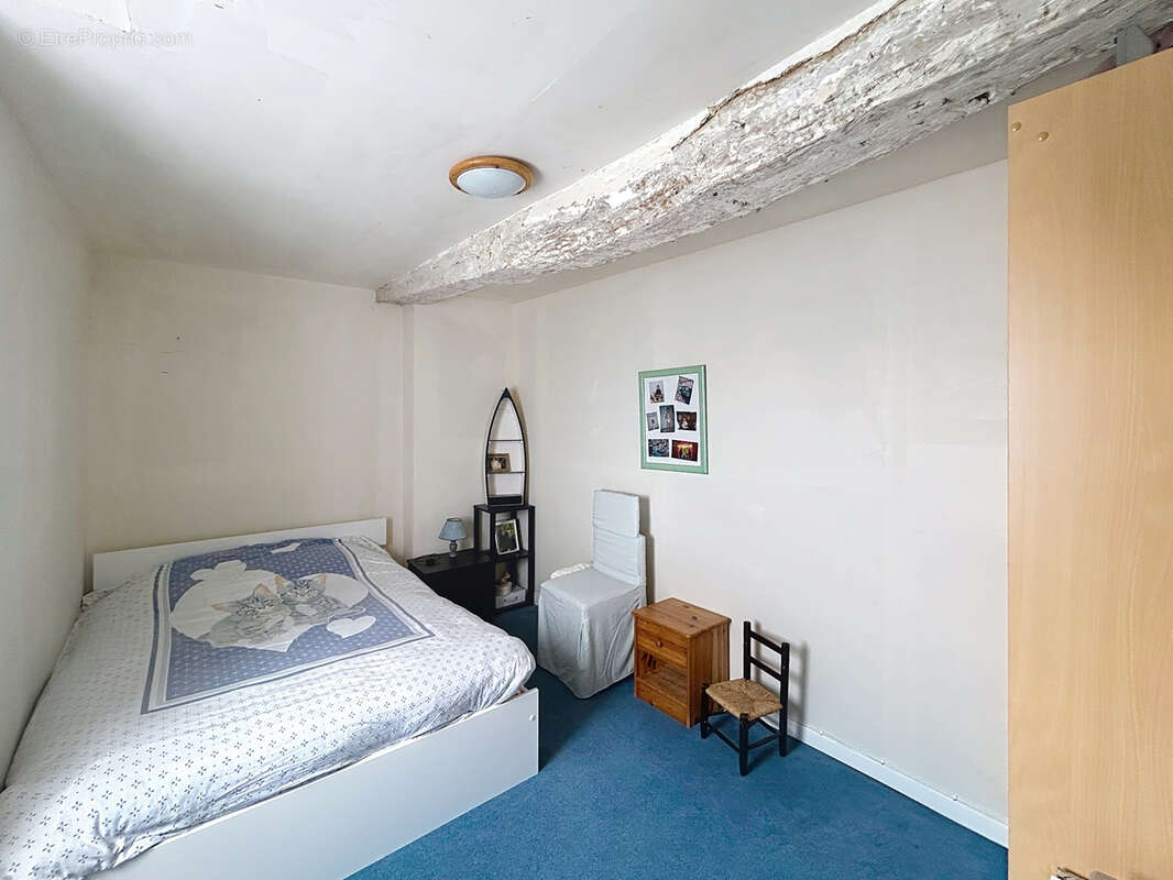 Maison à DEUX-JUMEAUX