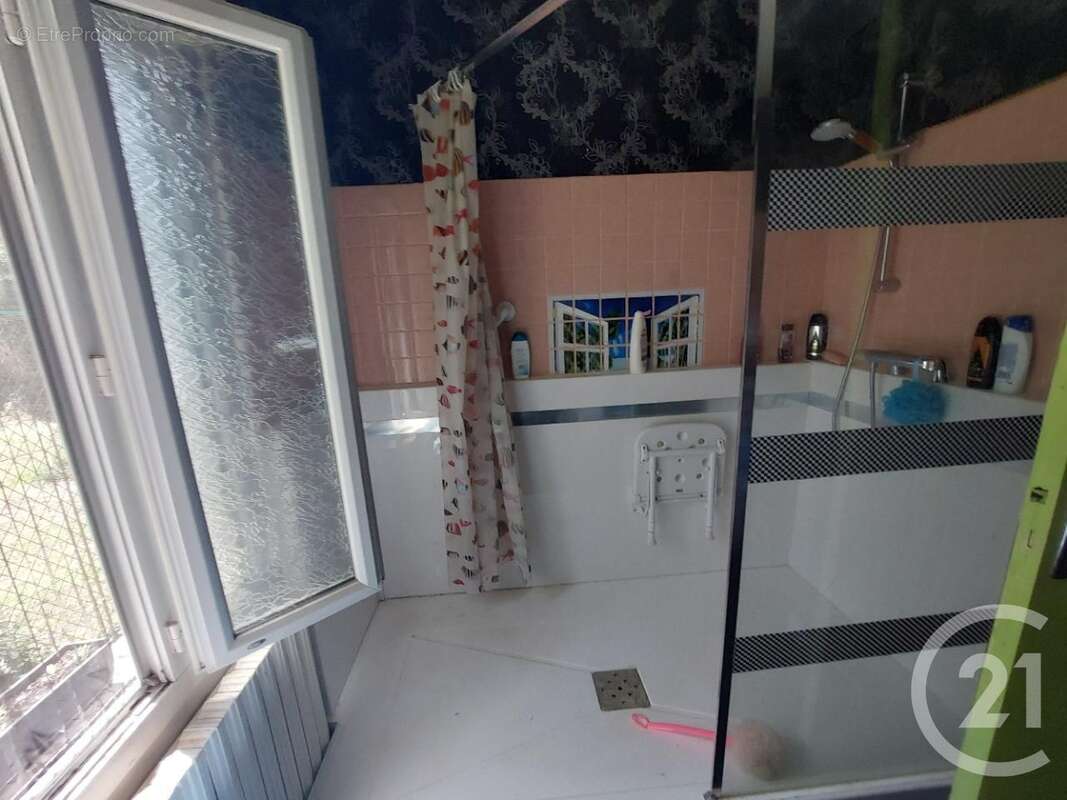 Maison à ETAIS-LA-SAUVIN