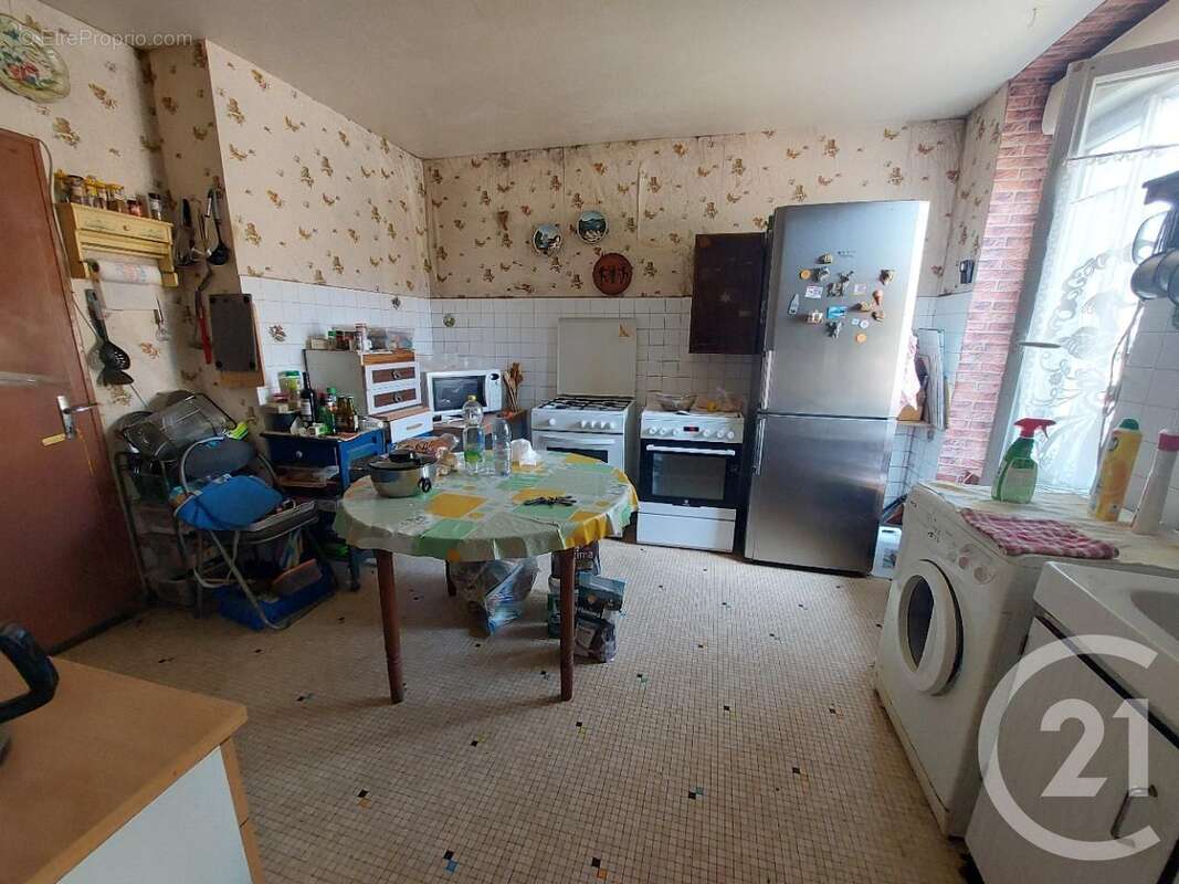 Maison à ETAIS-LA-SAUVIN