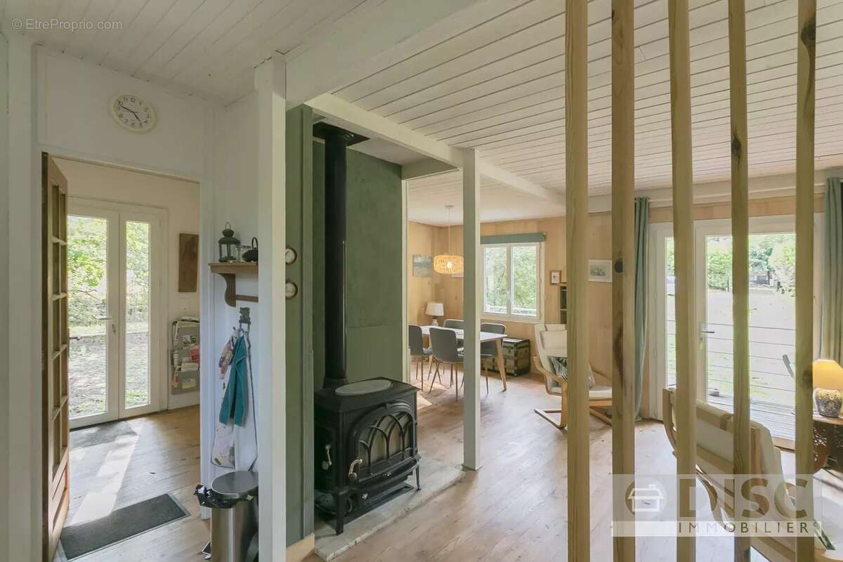 Maison à SAINT-CHRISTOPHE