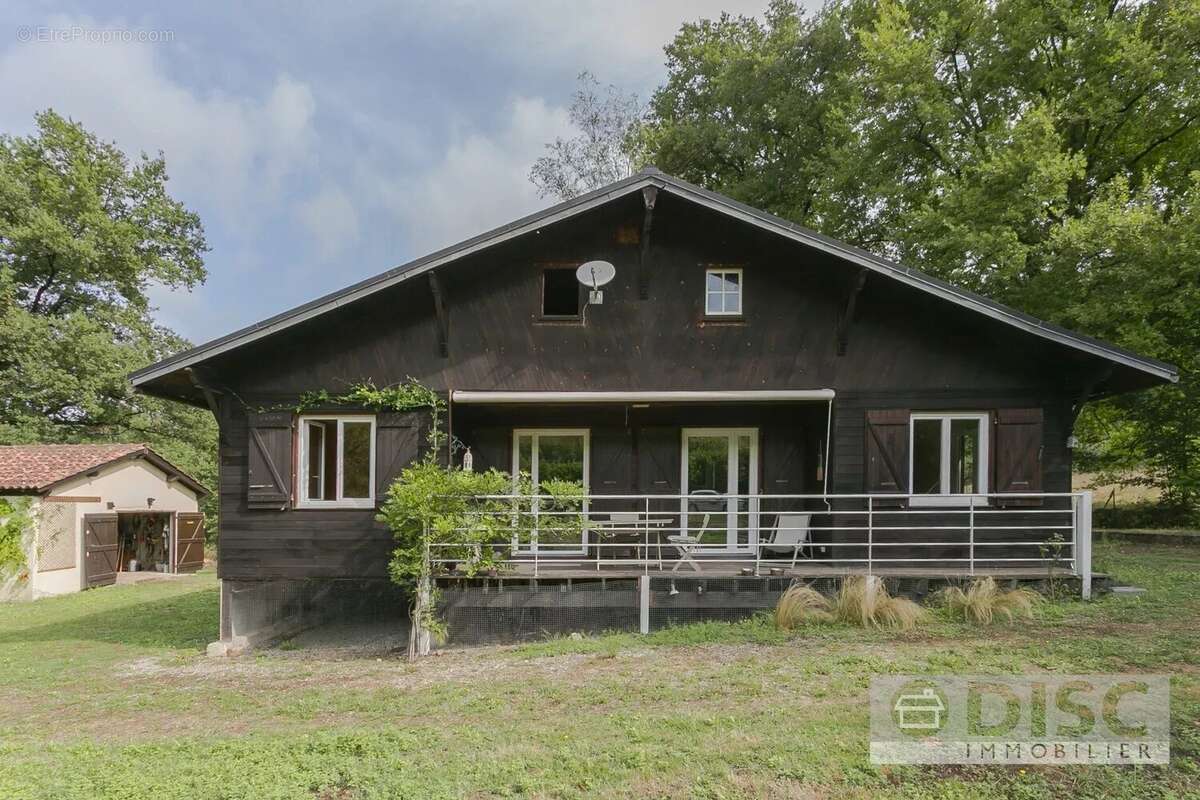 Maison à SAINT-CHRISTOPHE