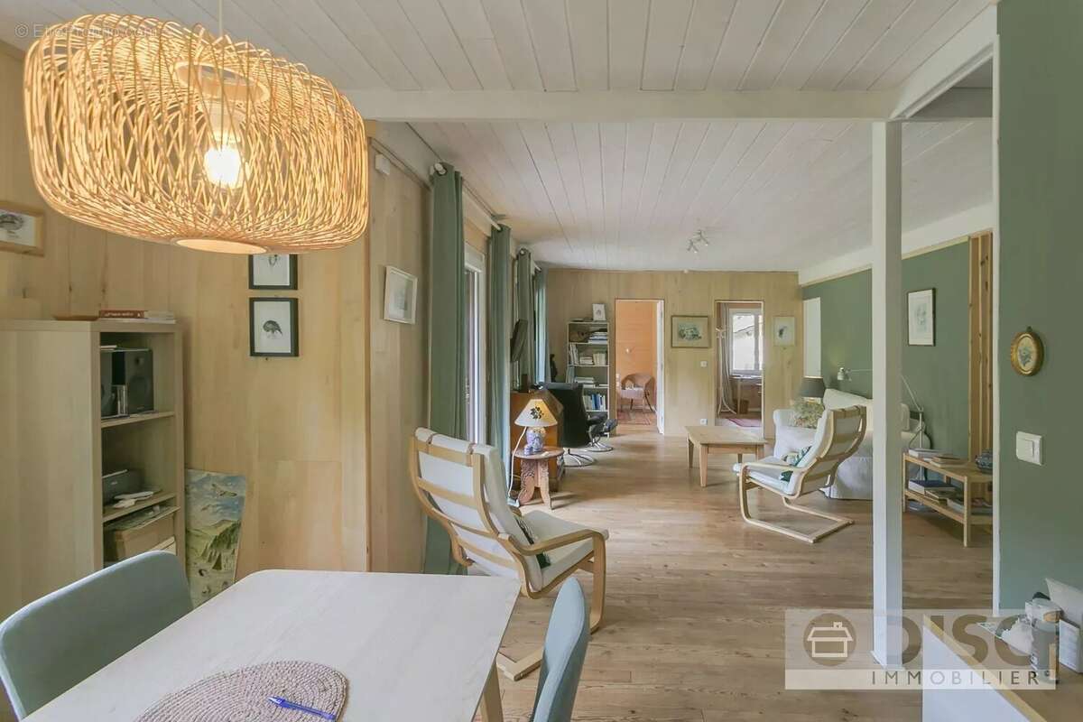 Maison à SAINT-CHRISTOPHE