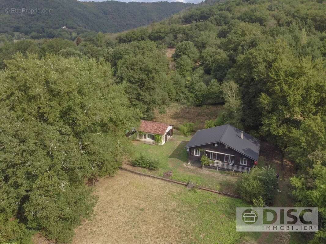 Maison à SAINT-CHRISTOPHE