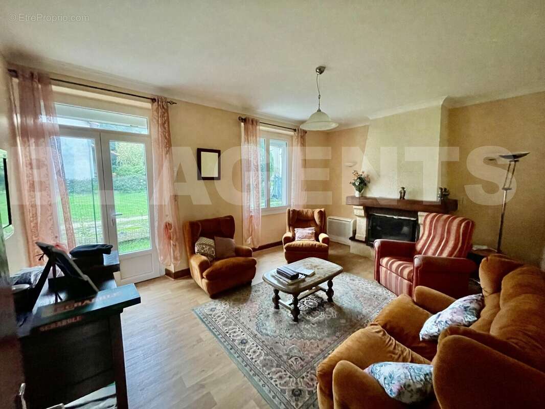 IMG_6846 - Maison à SAINT-AMANS-SOULT