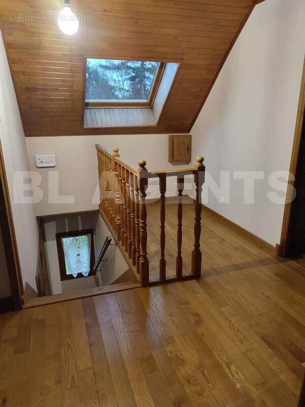 IMG_20250822_120028 - Maison à SAINT-FARGEAU-PONTHIERRY