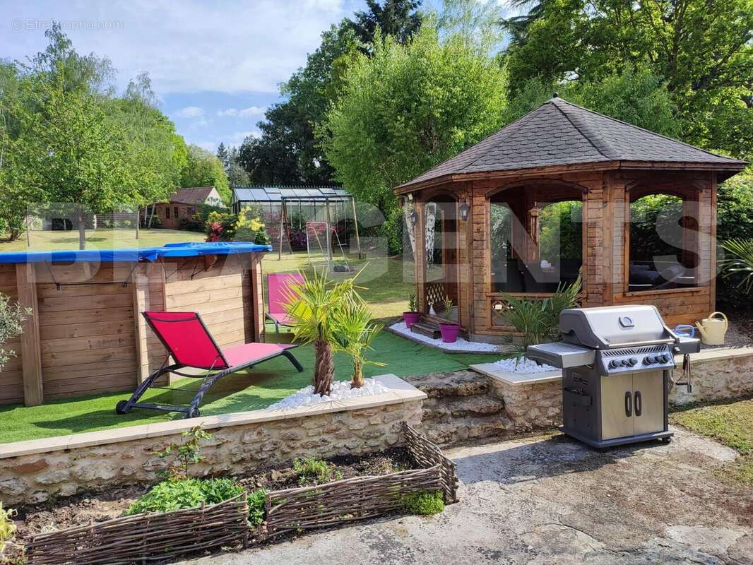 IMG_20250822_120055 - Maison à SAINT-FARGEAU-PONTHIERRY