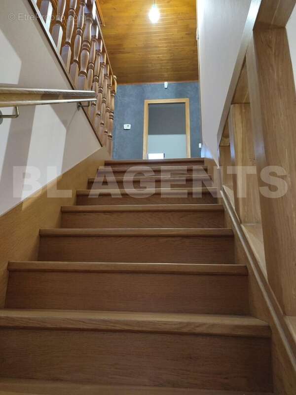 IMG_20250822_120105 - Maison à SAINT-FARGEAU-PONTHIERRY