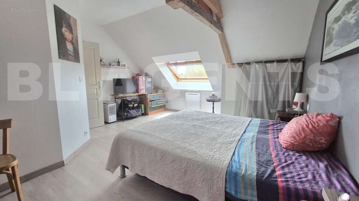 CHAMBRE - Maison à ECOMMOY