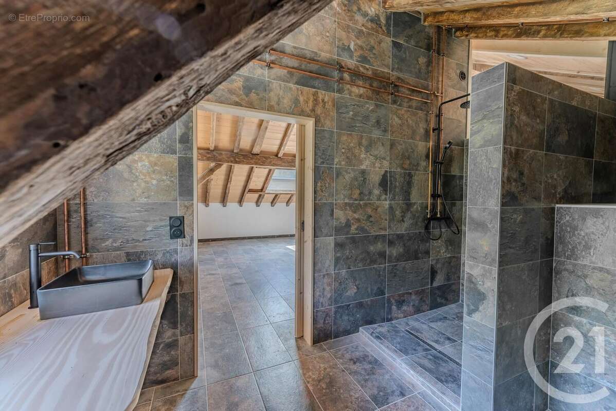 Appartement à BONNEVAUX