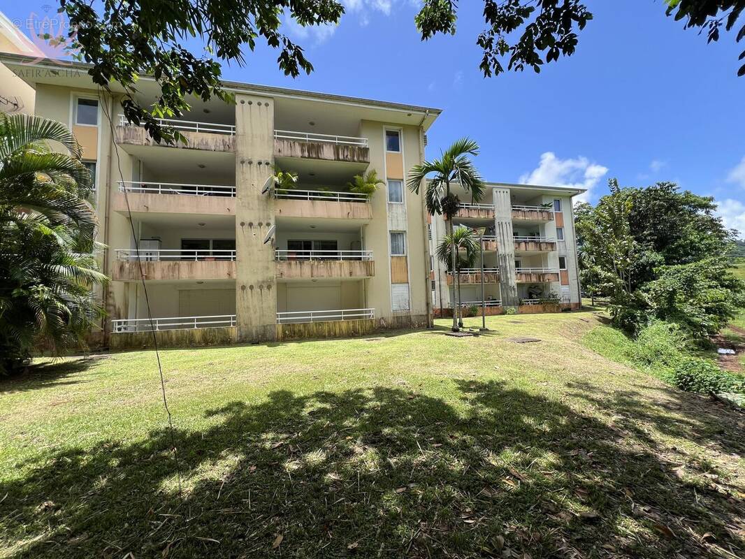 n°1 - Appartement à LE ROBERT