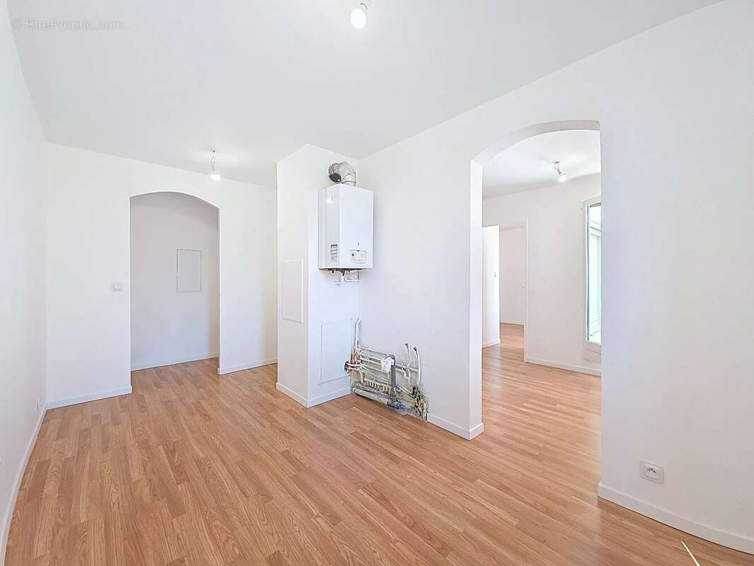 Appartement à VALBONNE