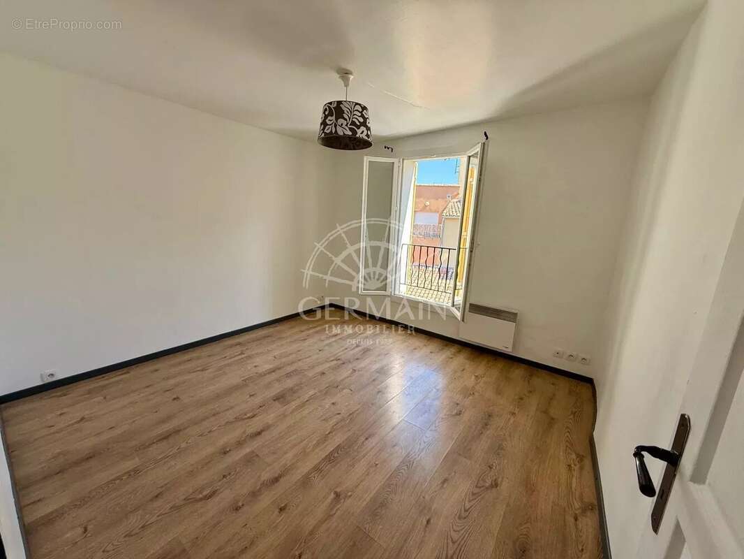 Maison à L&#039;ISLE-SUR-LA-SORGUE