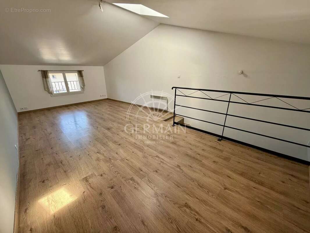 Maison à L&#039;ISLE-SUR-LA-SORGUE