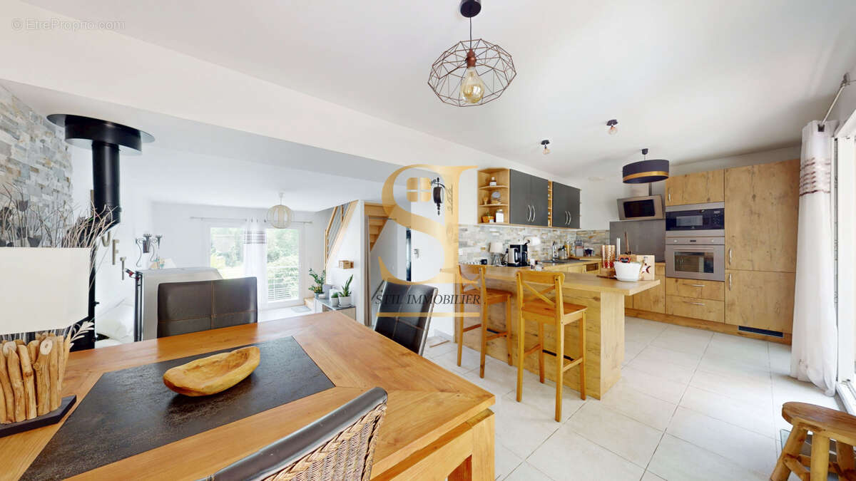 Maison à CORBEIL-ESSONNES