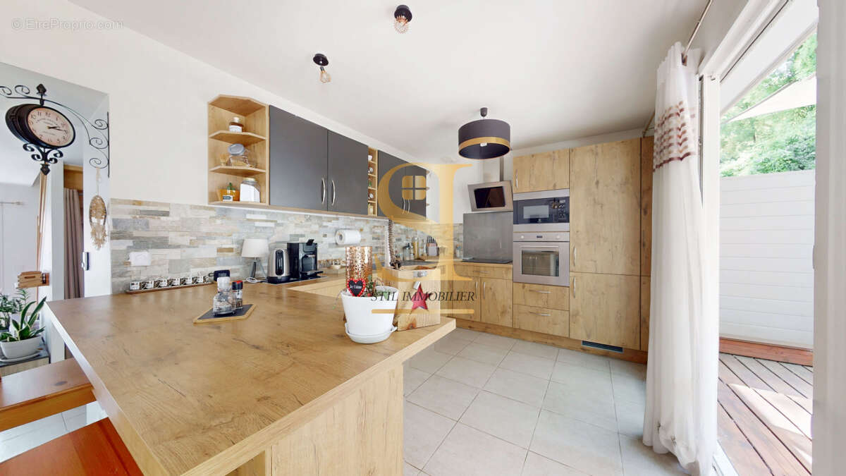 Maison à CORBEIL-ESSONNES