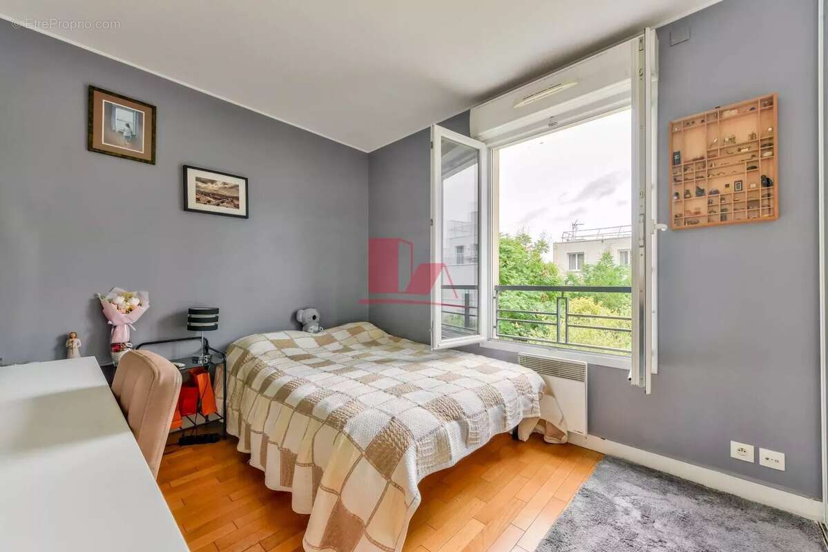 Appartement à ISSY-LES-MOULINEAUX