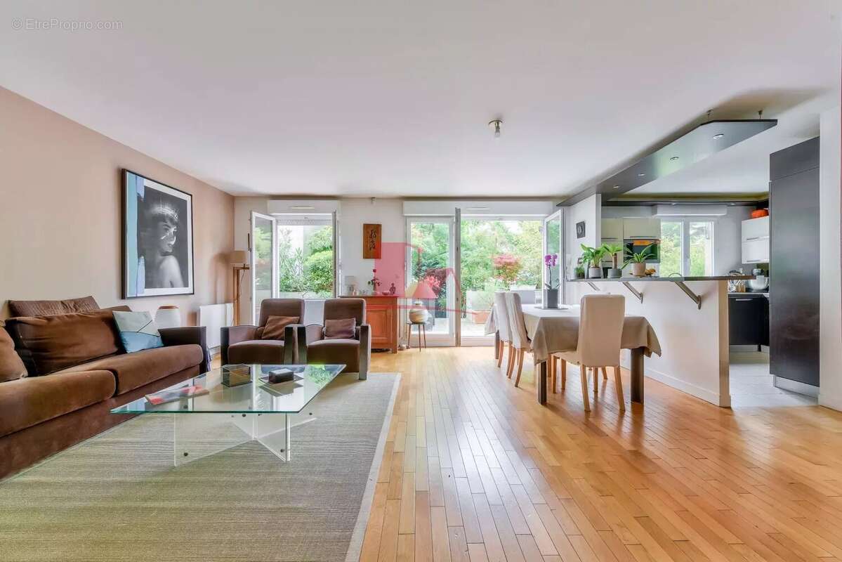 Appartement à ISSY-LES-MOULINEAUX