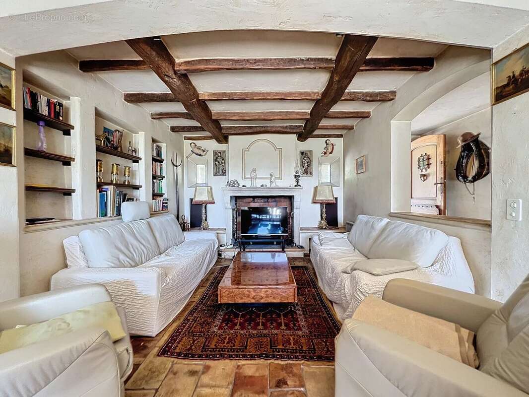 Maison à CAGNES-SUR-MER