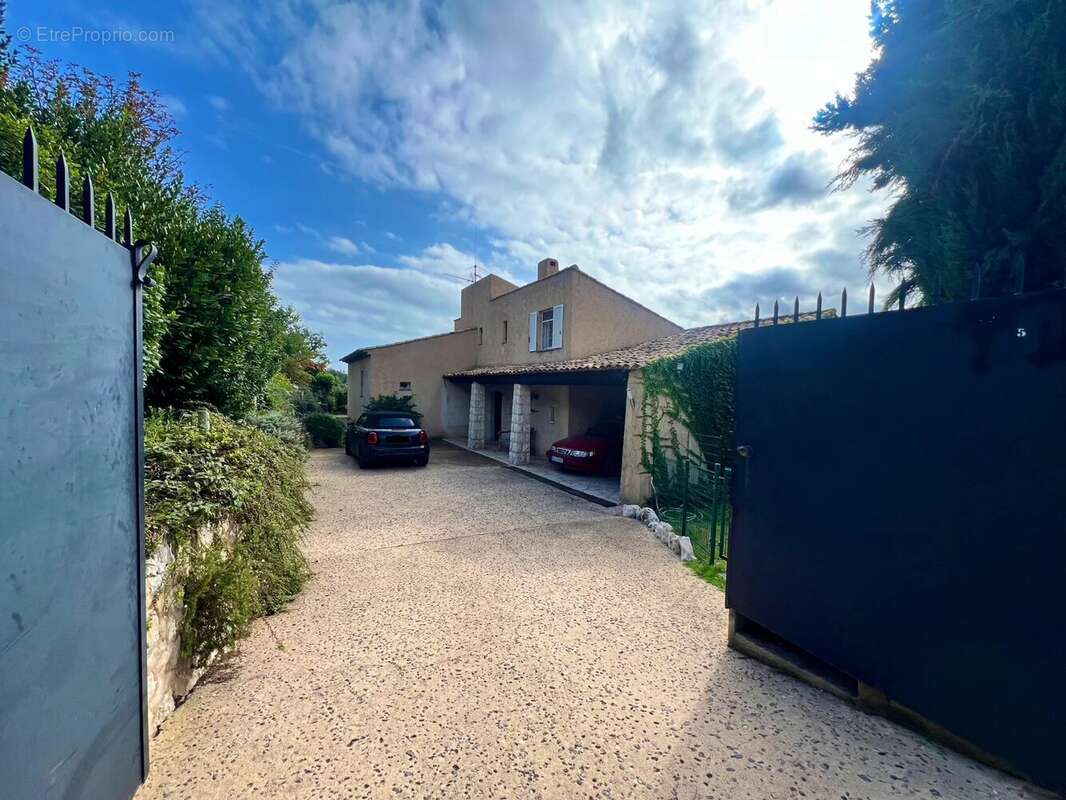 Maison à CAGNES-SUR-MER