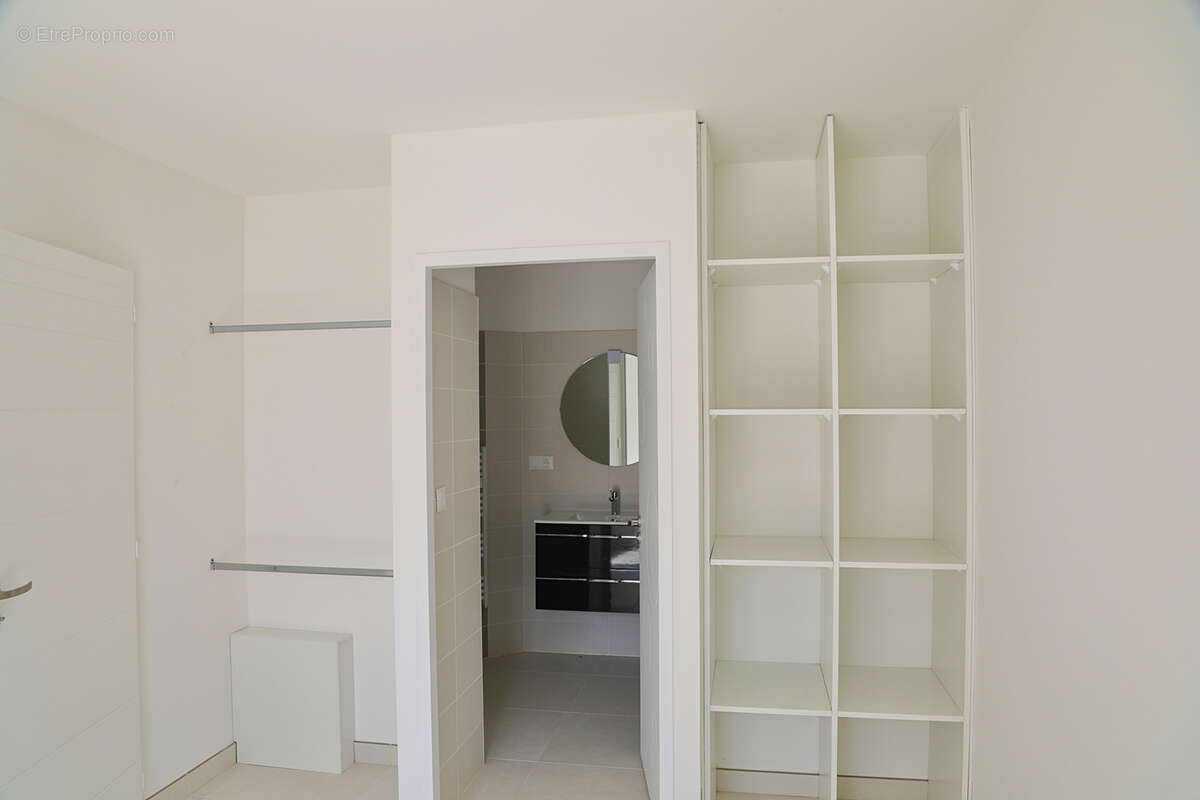 Maison à VAUX-SUR-MER