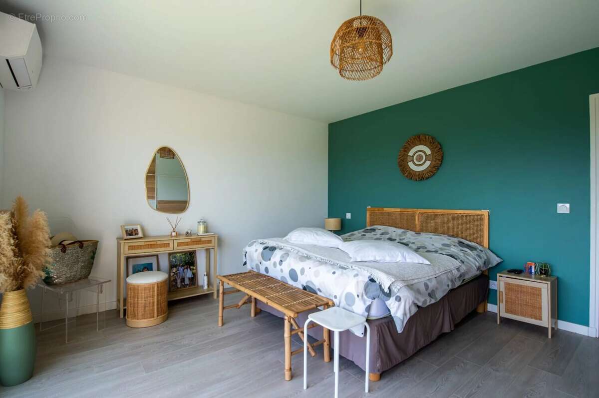 Appartement à PEGOMAS