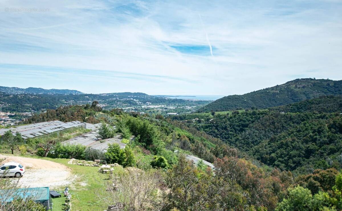 Appartement à PEGOMAS