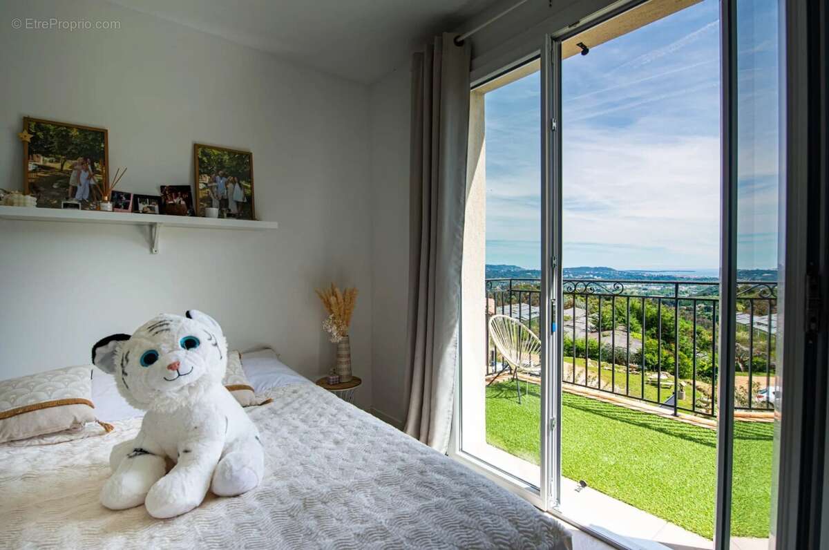 Appartement à PEGOMAS