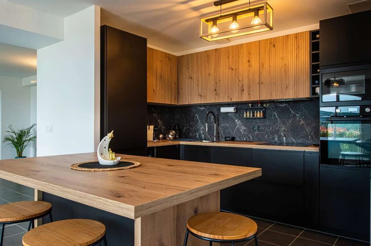 Appartement à PEGOMAS