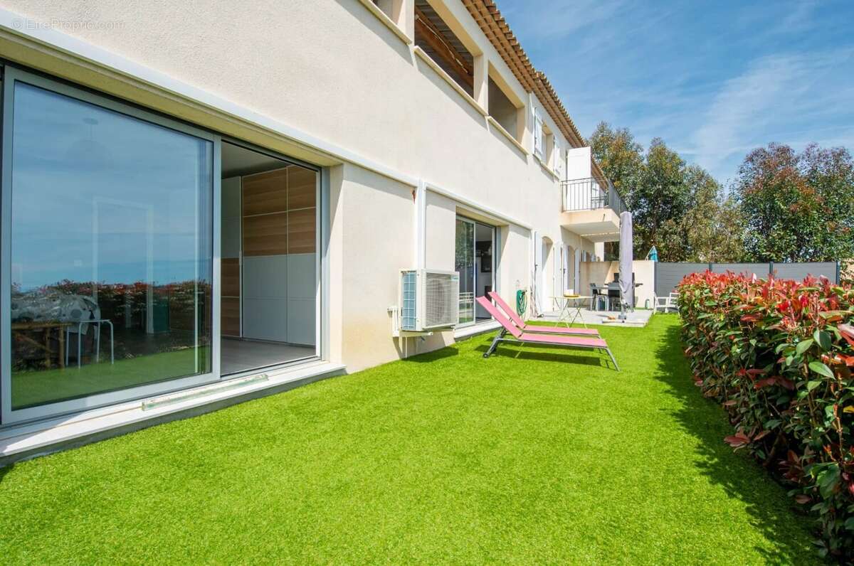 Appartement à PEGOMAS