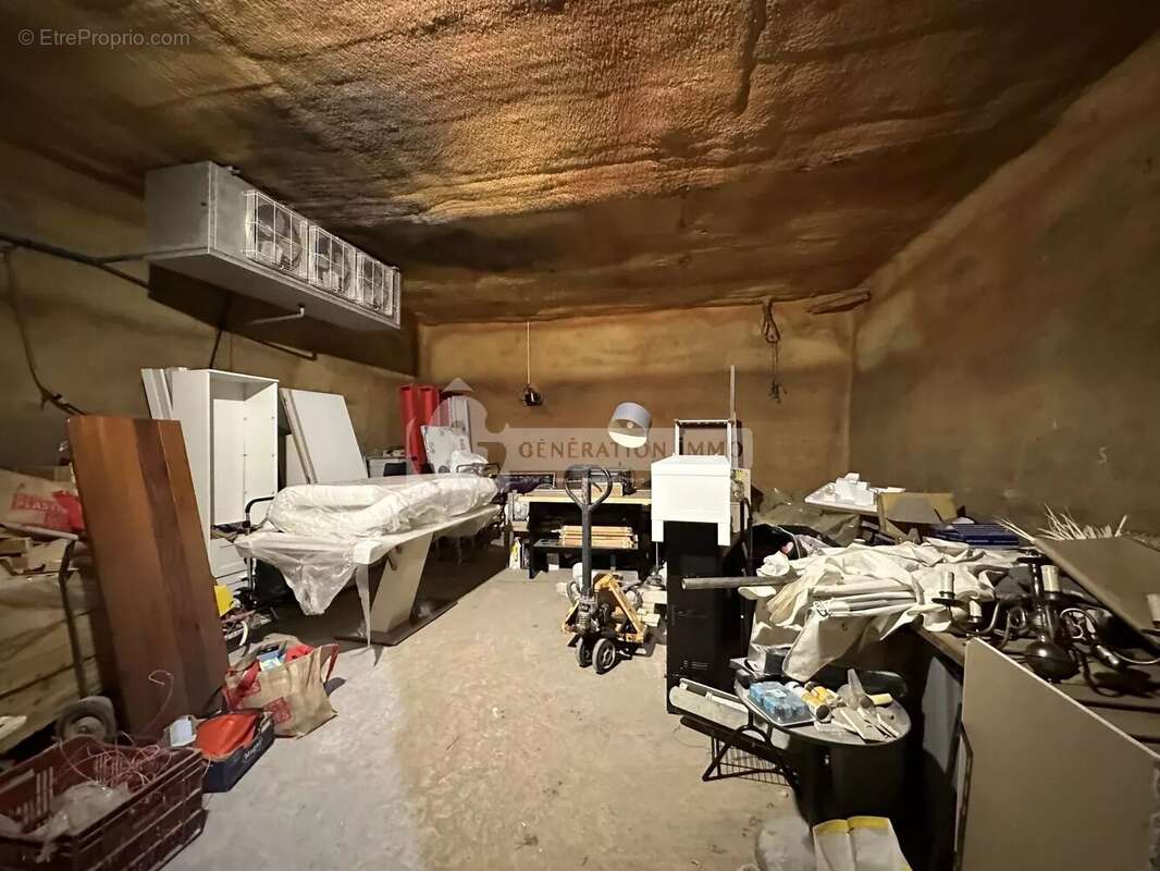 Maison à FONTVIEILLE