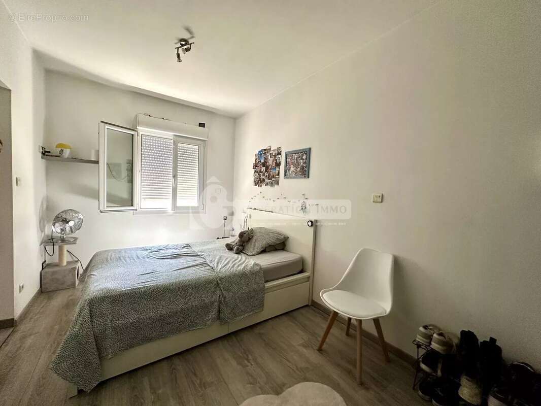 Maison à FONTVIEILLE