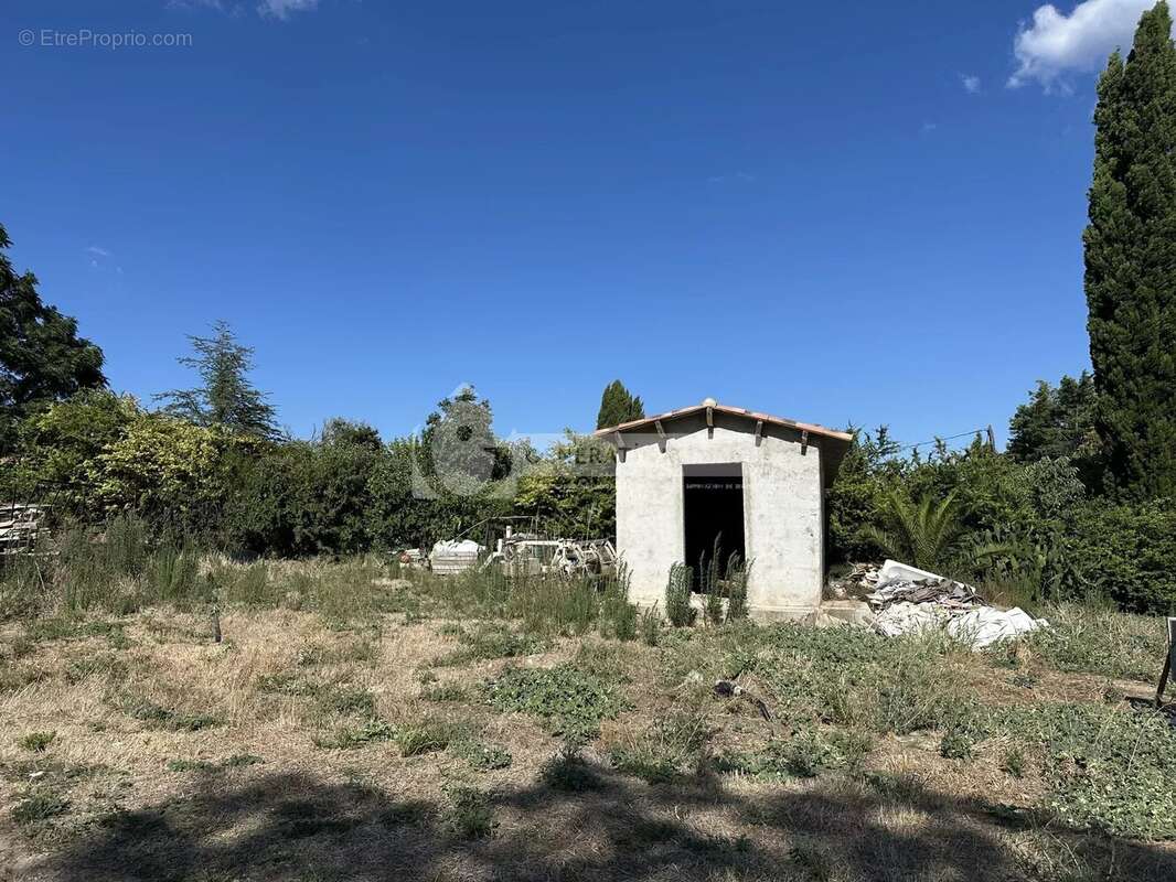 Maison à FONTVIEILLE