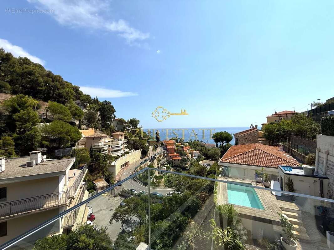 Appartement à ROQUEBRUNE-CAP-MARTIN