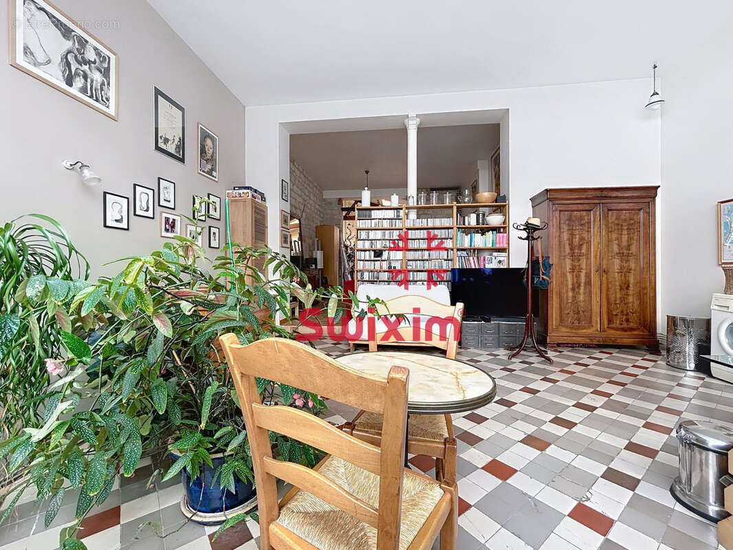 Appartement à PARIS-19E