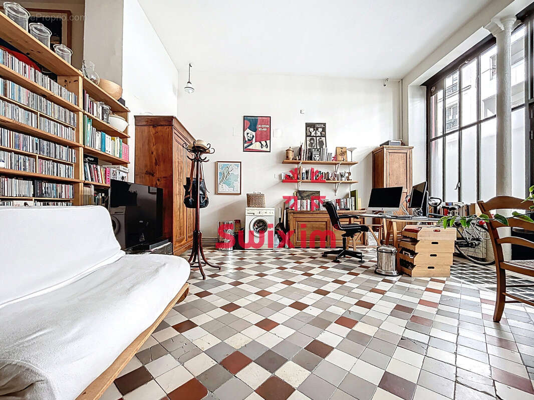 Appartement à PARIS-19E