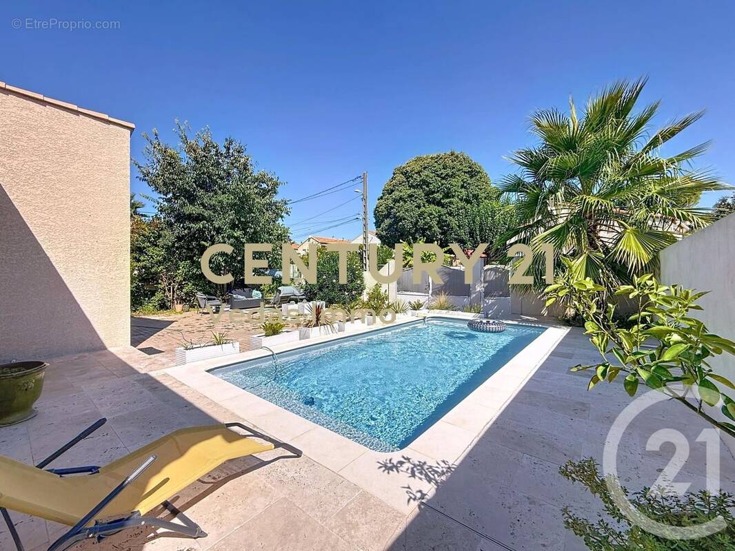 Maison à SAINT-JEAN-DE-VEDAS