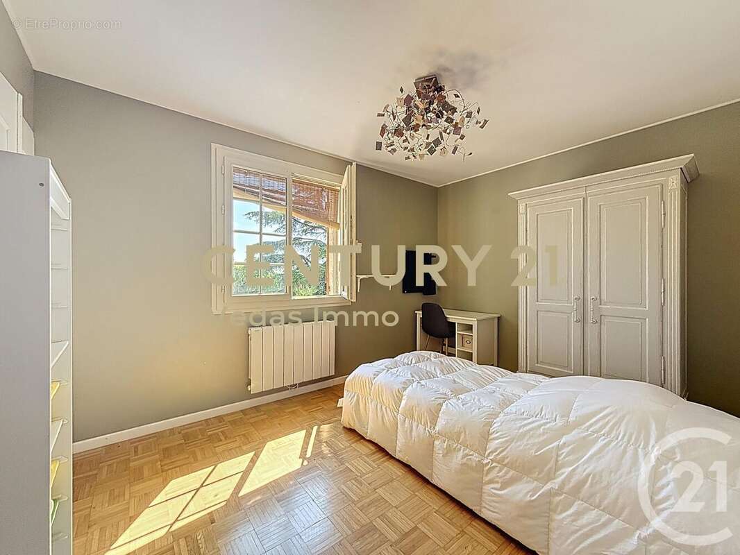 Maison à SAINT-JEAN-DE-VEDAS