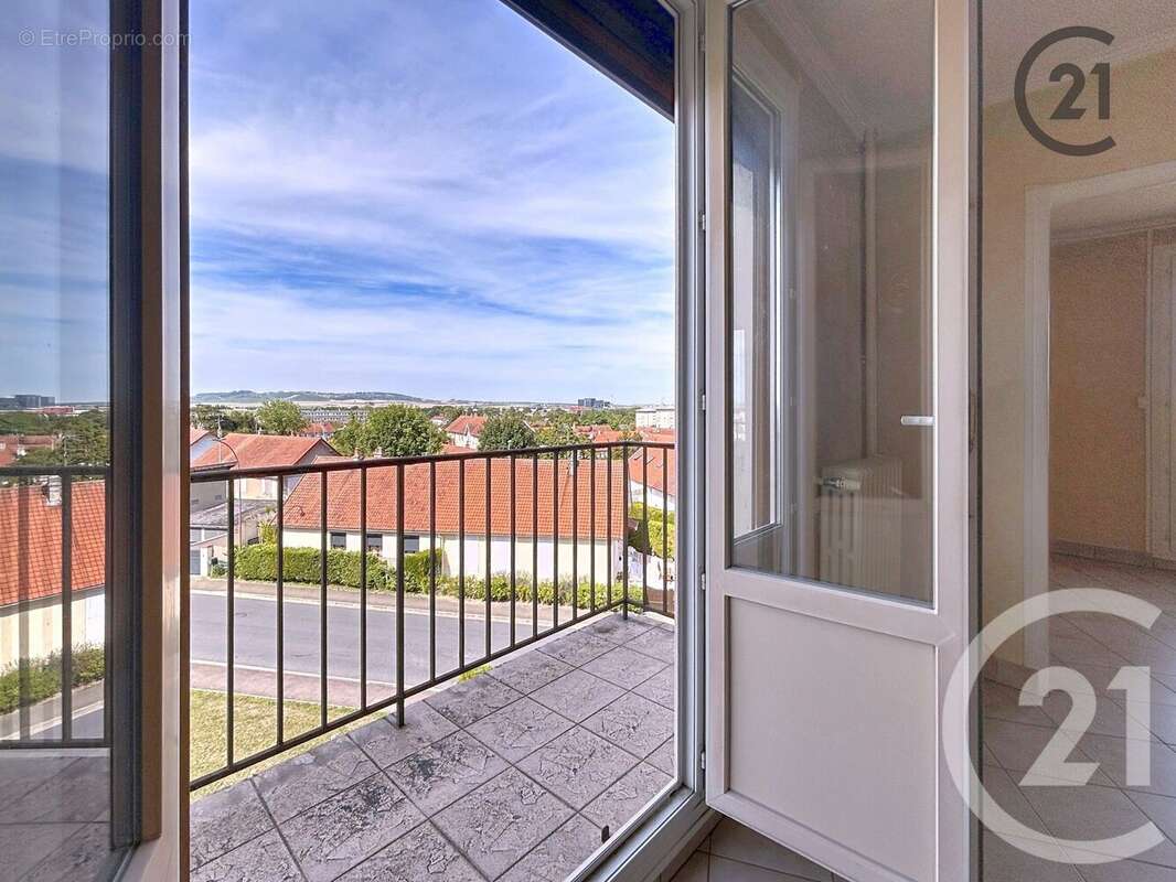 Appartement à LA CHAPELLE-SAINT-LUC