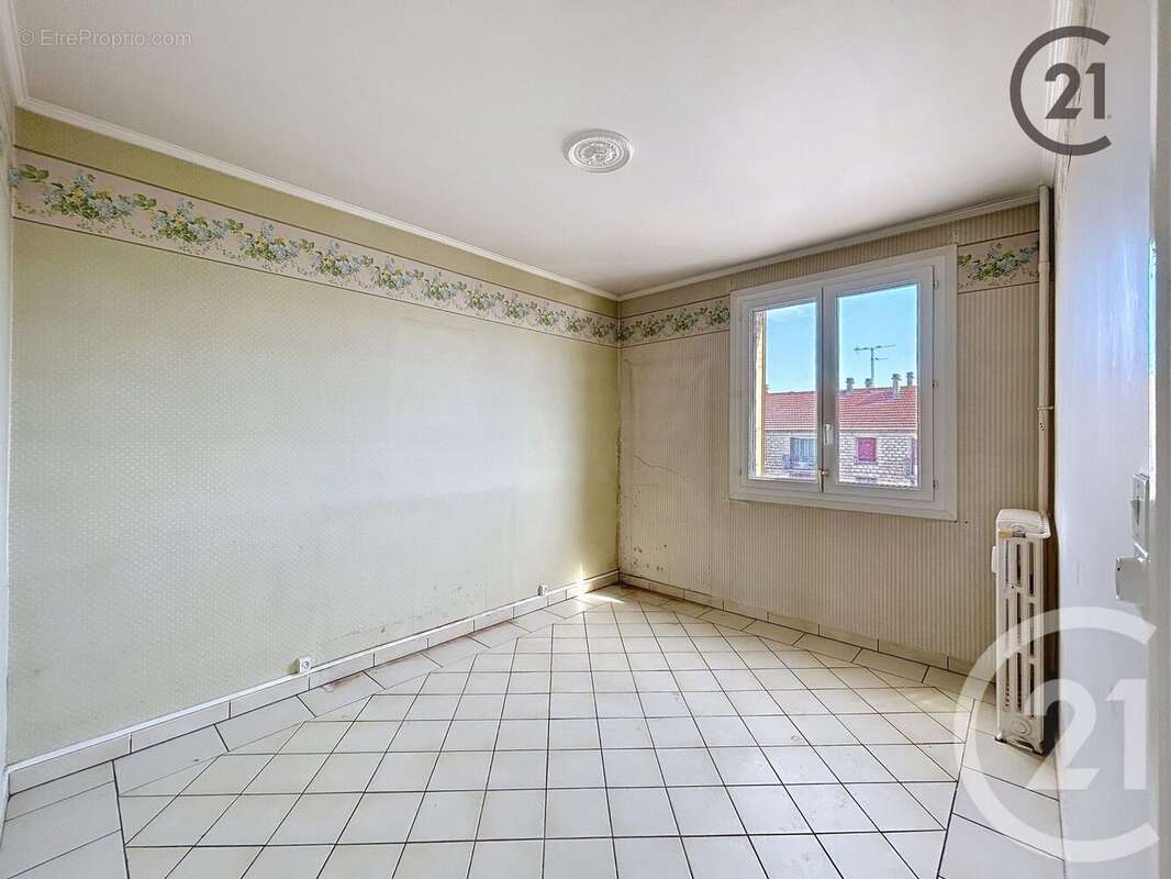 Appartement à LA CHAPELLE-SAINT-LUC