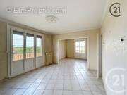 Appartement à LA CHAPELLE-SAINT-LUC