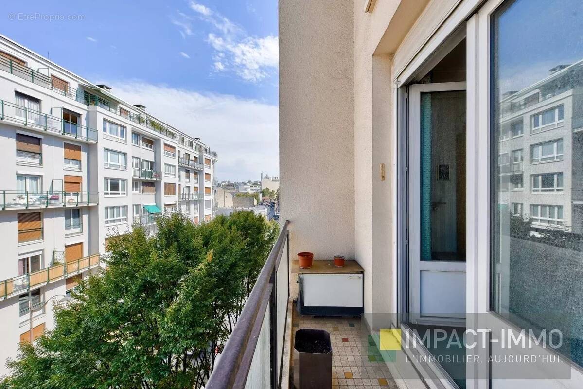 Appartement à PARIS-18E