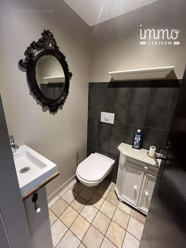 Maison à SAINT-ETIENNE-DE-MONTLUC