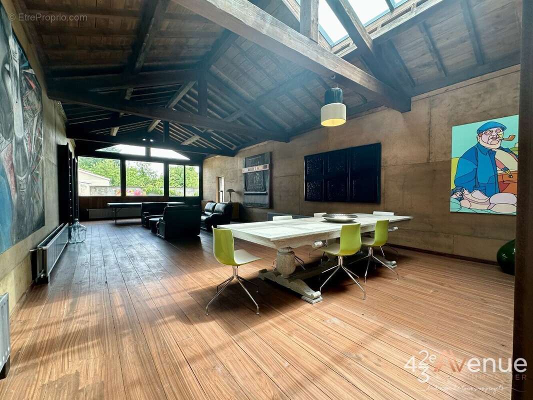 Maison à SURY-LE-COMTAL