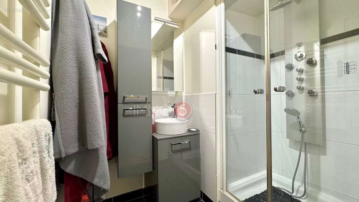 Appartement à LE RAINCY