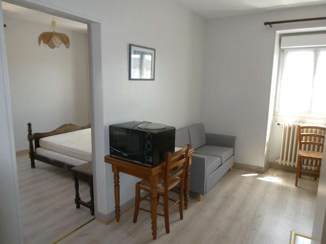 Appartement à LACAPELLE-MARIVAL