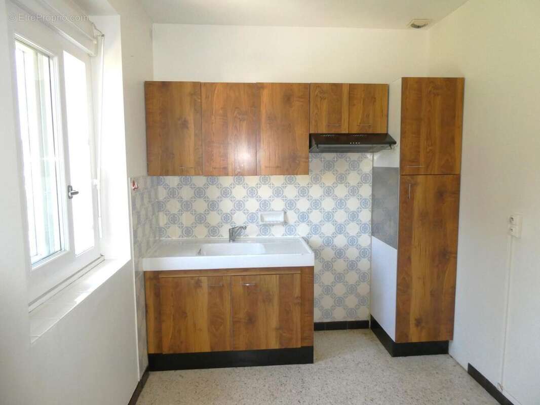 Appartement à LACAPELLE-MARIVAL